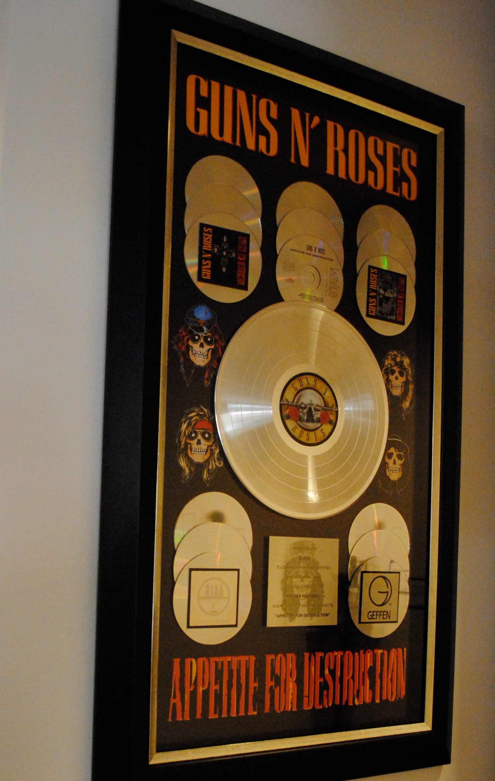 Guns N’ Roses – Appetite for Destruction (1987) (image credits: wikimedia)