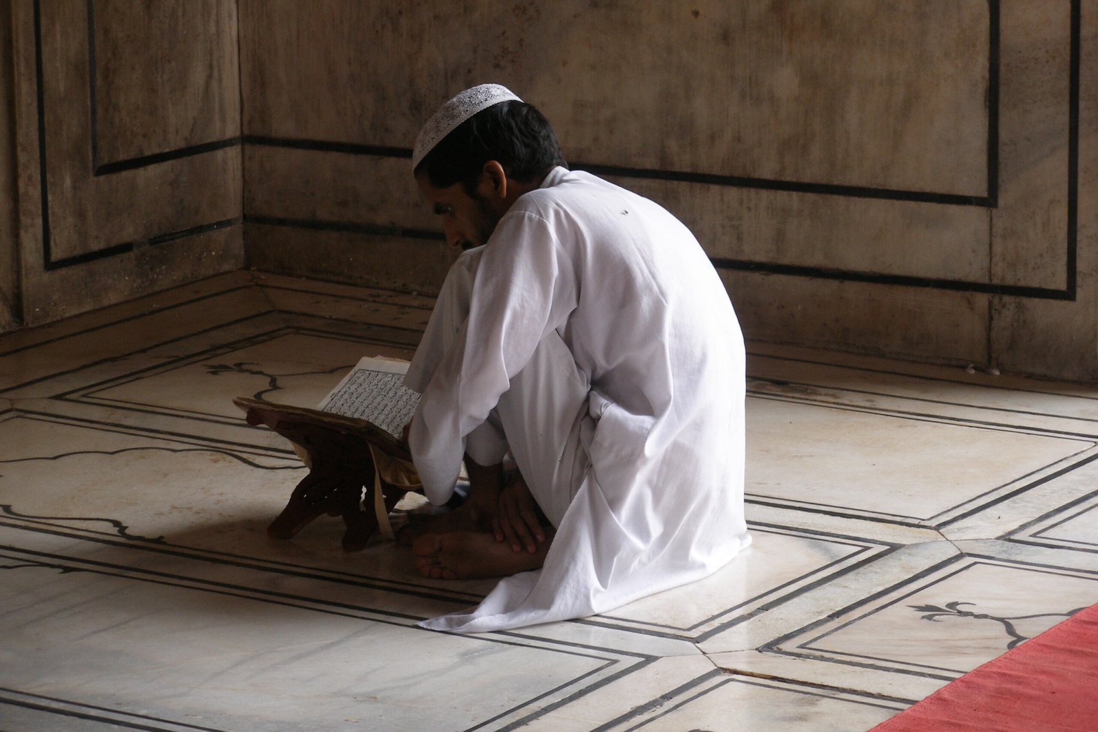 The Quran: A Beacon of Faith for Billions (image credits: wikimedia)