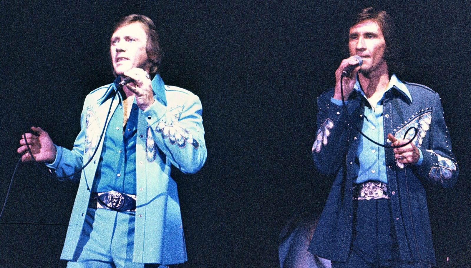 9. “Unchained Melody” by The Righteous Brothers (image credits: wikimedia)