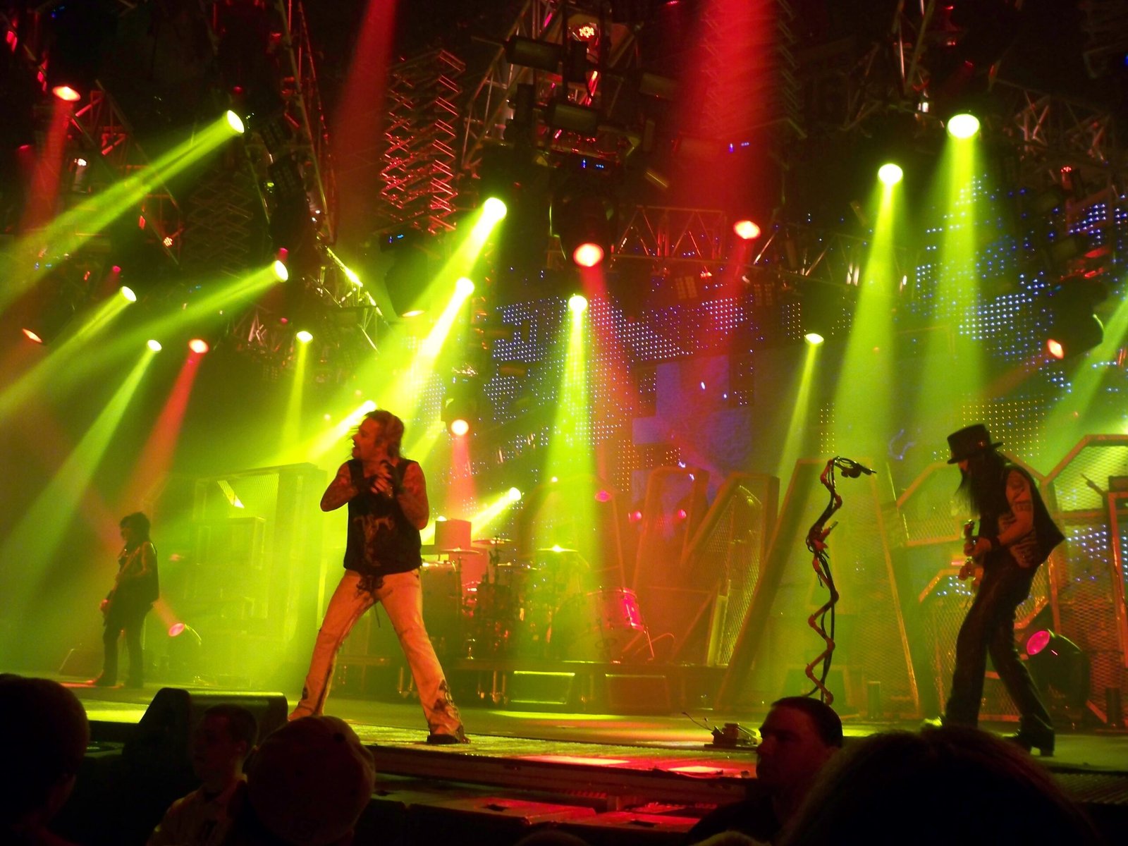 Mötley Crüe – Generation Swine (1997) (image credits: wikimedia)