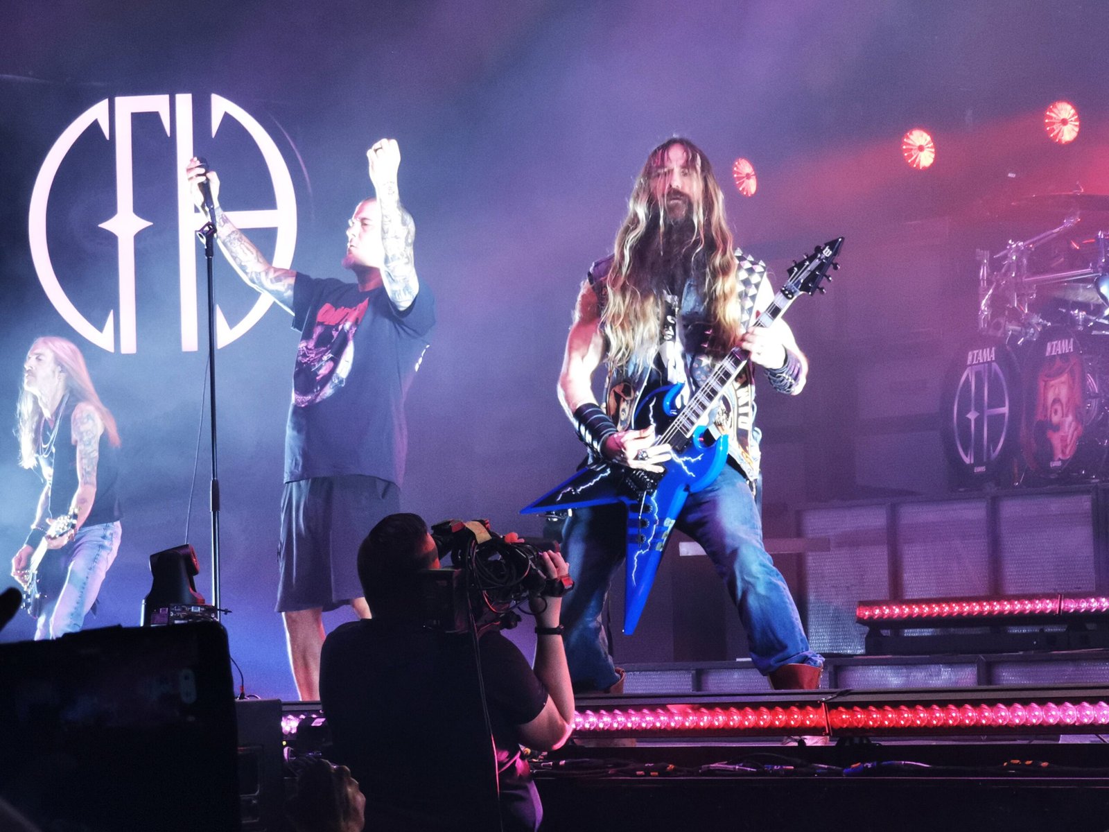 Pantera: The Groove Metal Revolutionaries (image credits: wikimedia)