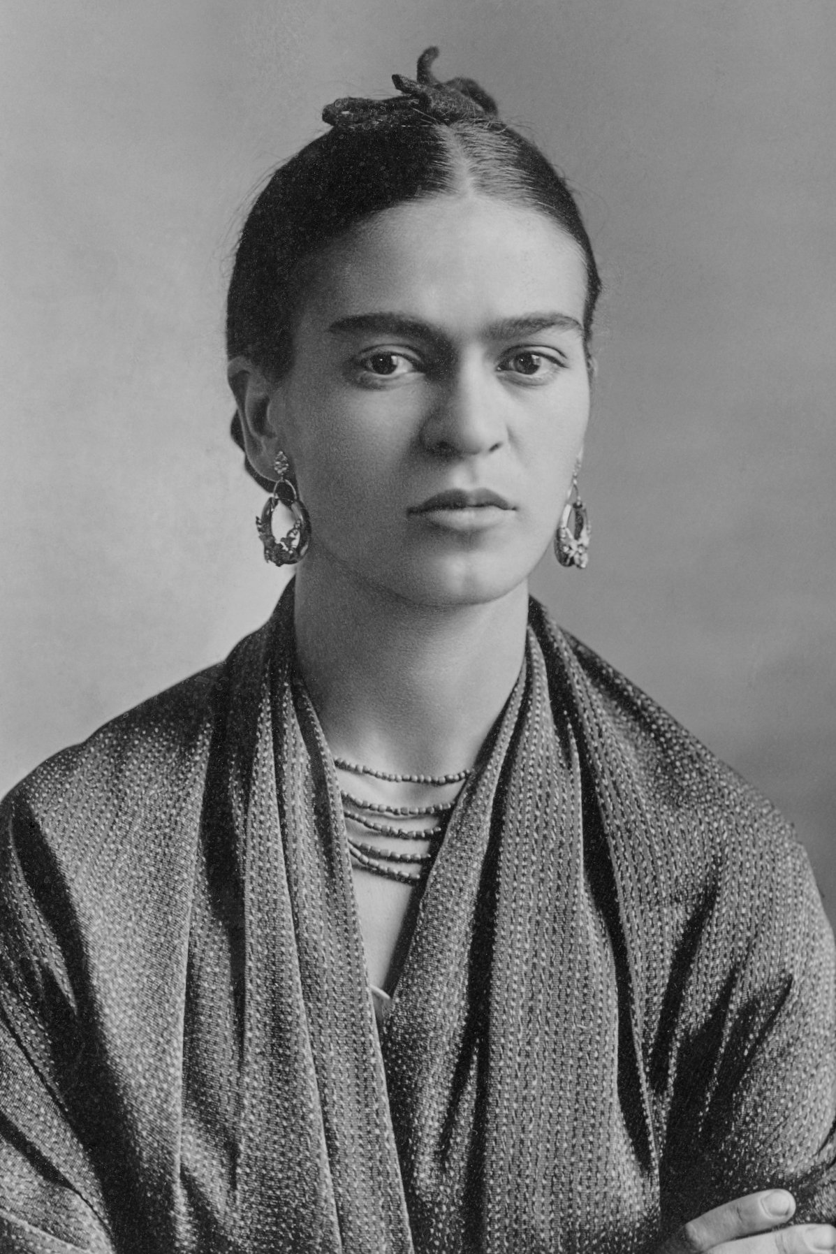 Frida Kahlo: Pain Transformed Into Power (image credits: wikimedia)
