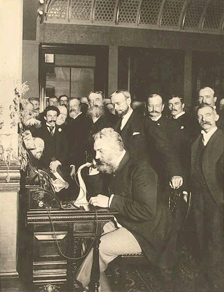 Alexander Graham Bell and the Telephone (image credits: wikimedia)