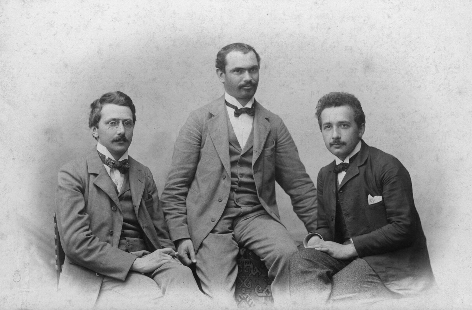 Albert Einstein and E = mc² (image credits: wikimedia)