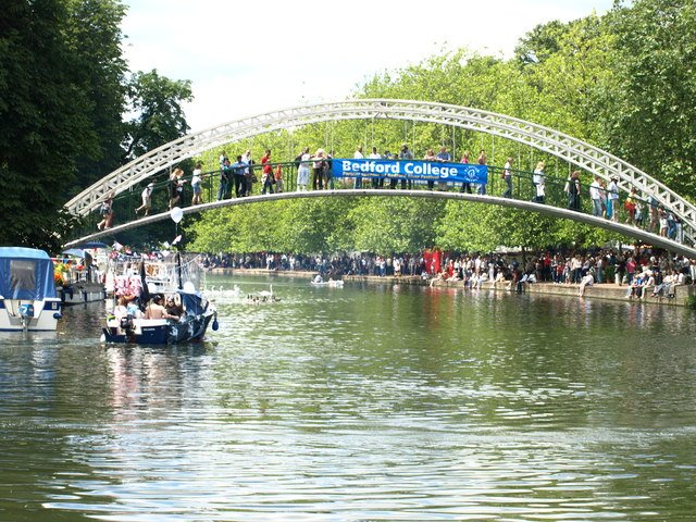 Tourism Turns the Tide (image credits: wikimedia)