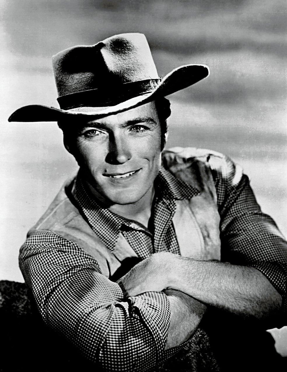 Clint Eastwood: The Silent Gunslinger (image credits: wikimedia)
