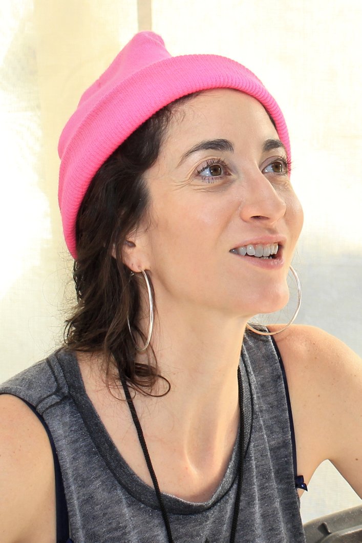 Lauren Oliver – Delirium (image credits: wikimedia)