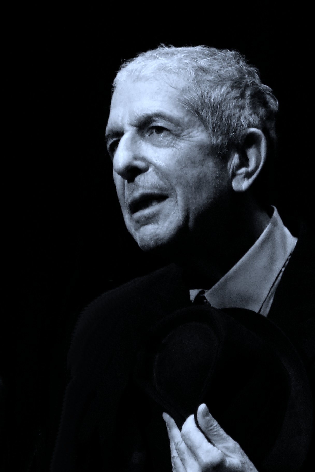 Chelsea Hotel #2 – Leonard Cohen (image credits: wikimedia)