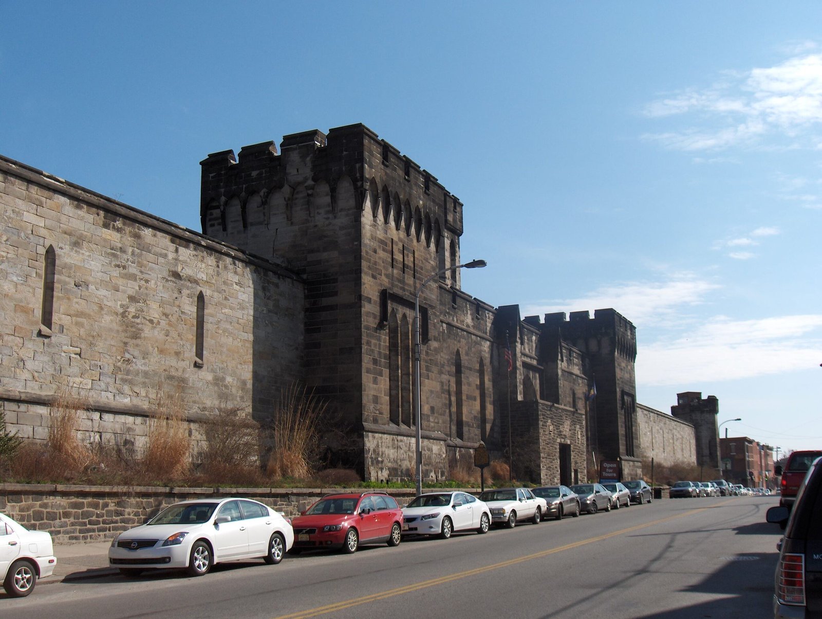 Eastern State Penitentiary — Philadelphia, PA (image credits: wikimedia)