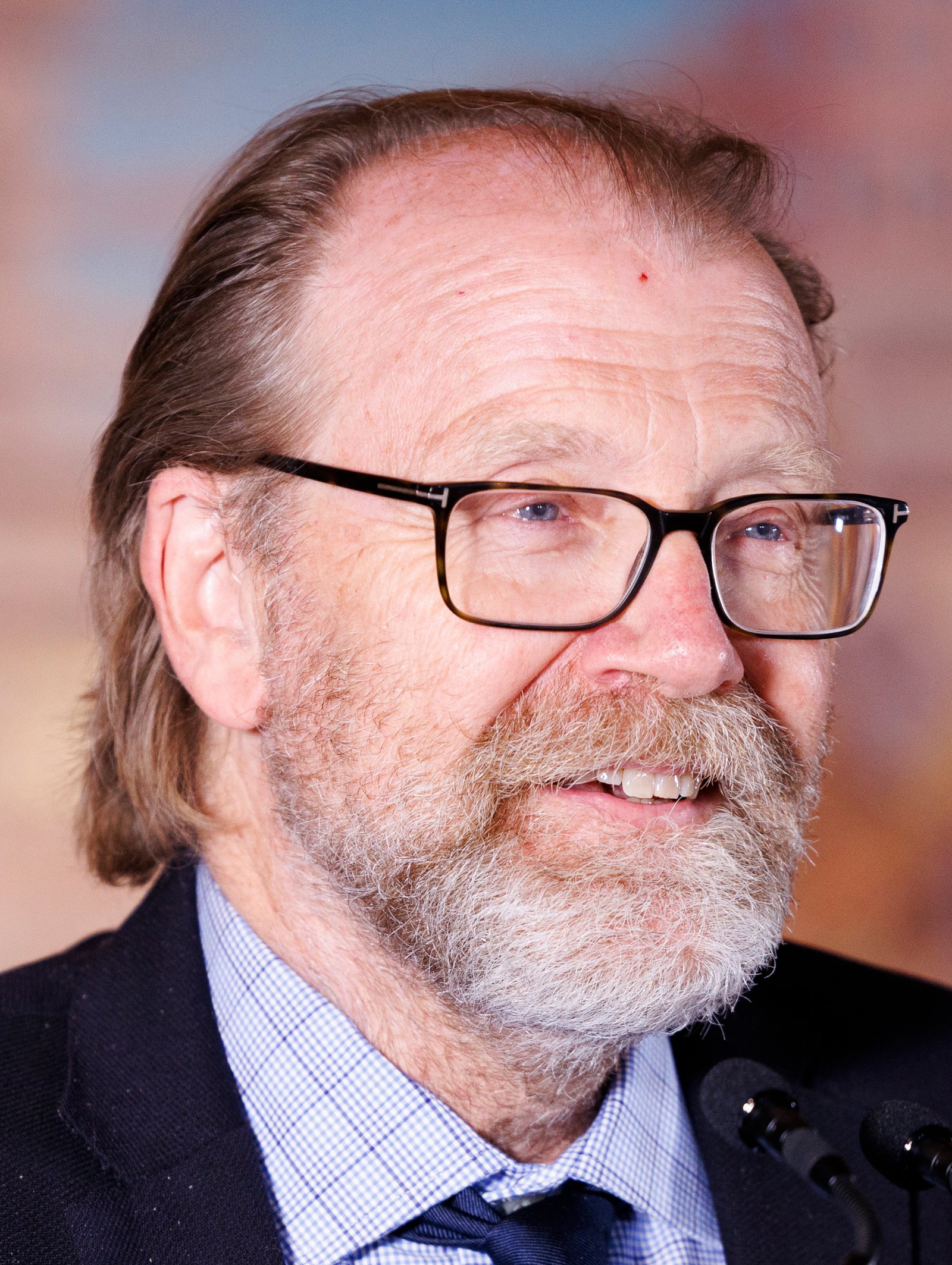 George Saunders: The Tireless Tinkerer of Human Comedy (image credits: wikimedia)