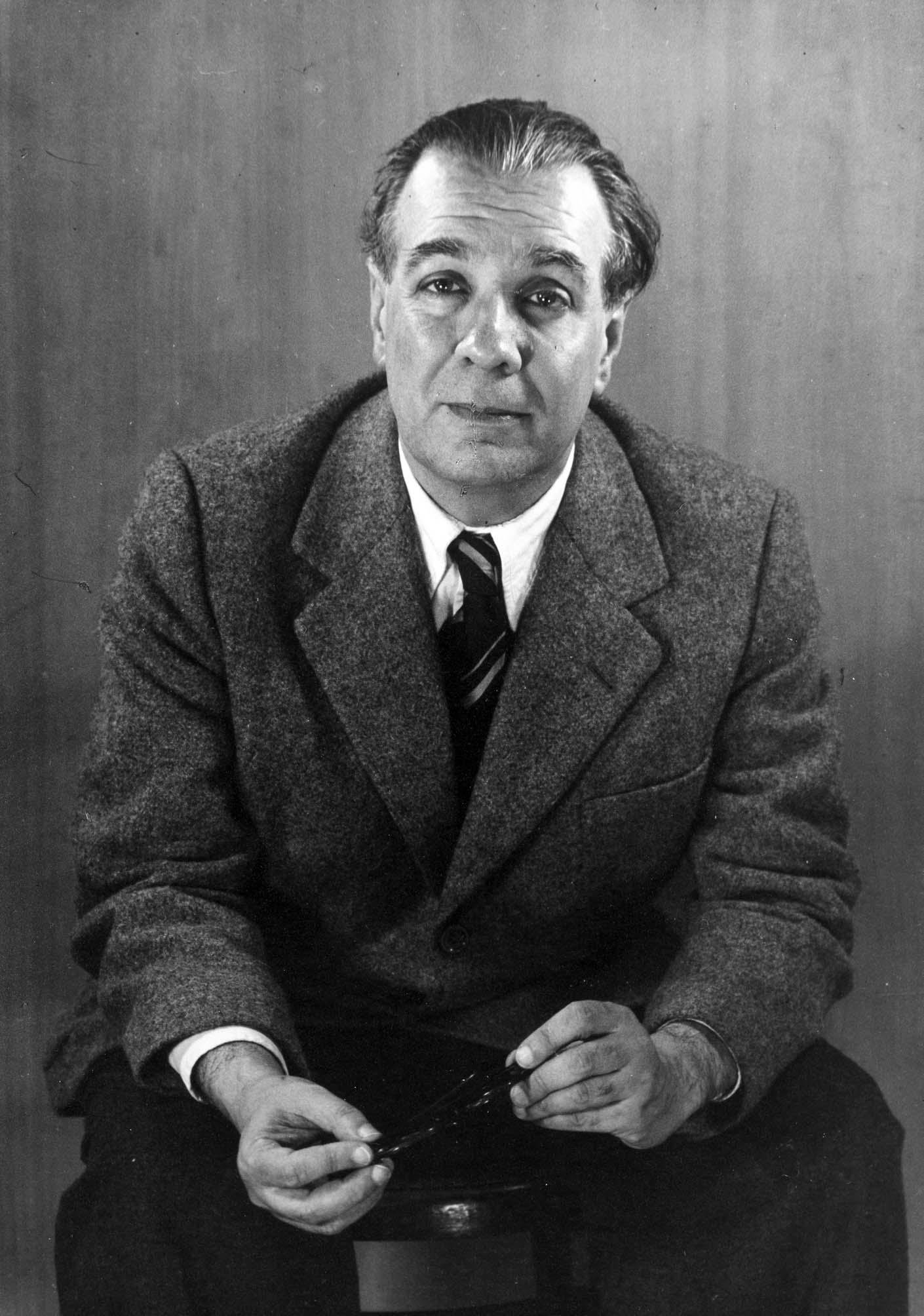 Jorge Luis Borges: The Infinite Rewriter of Labyrinths (image credits: wikimedia)