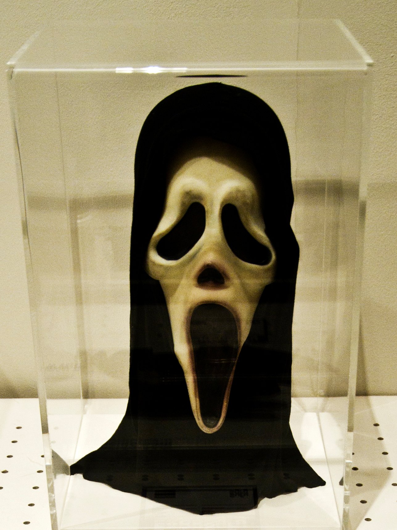 The Ghostface Mask – Scream (image credits: wikimedia)