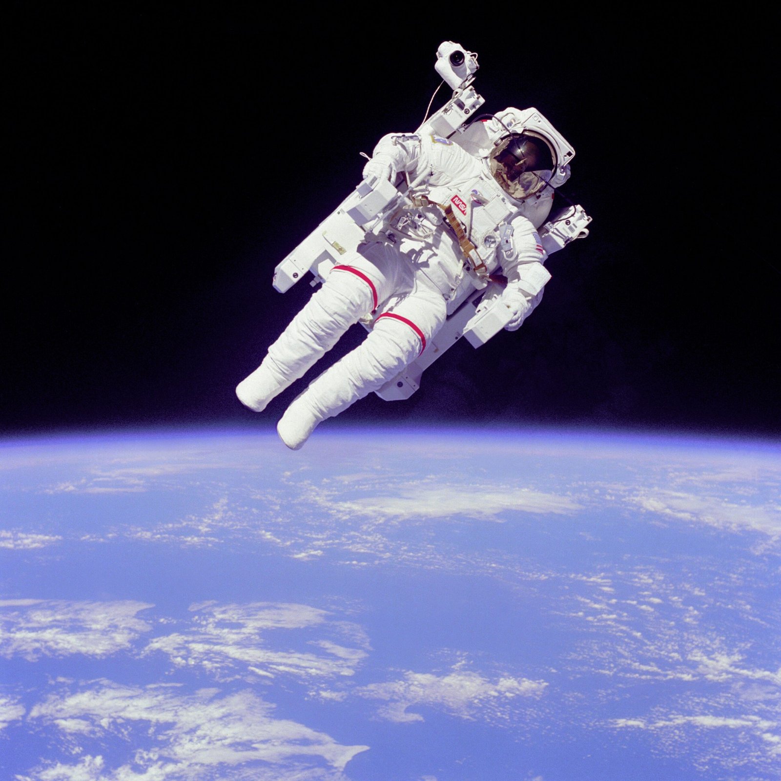 Bruce McCandless II's Untethered Spacewalk (1984) (image credits: wikimedia)