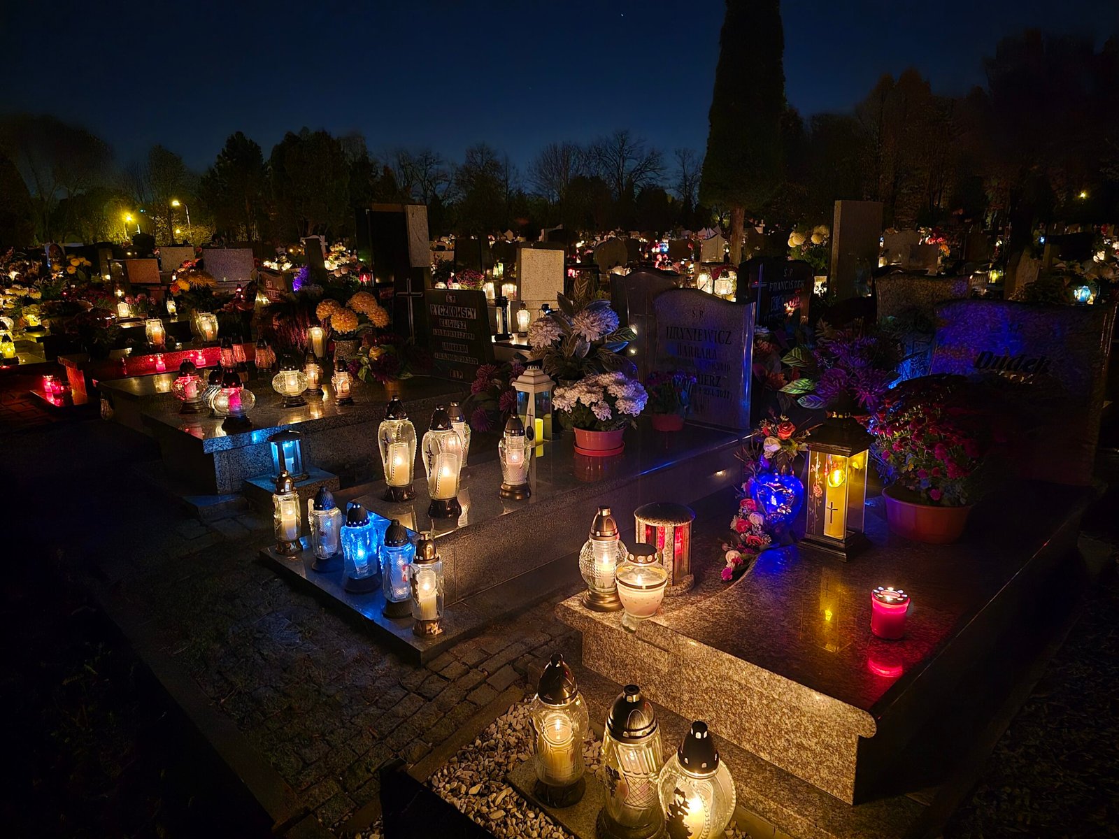 All Saints' Day (Various Countries) (image credits: wikimedia)