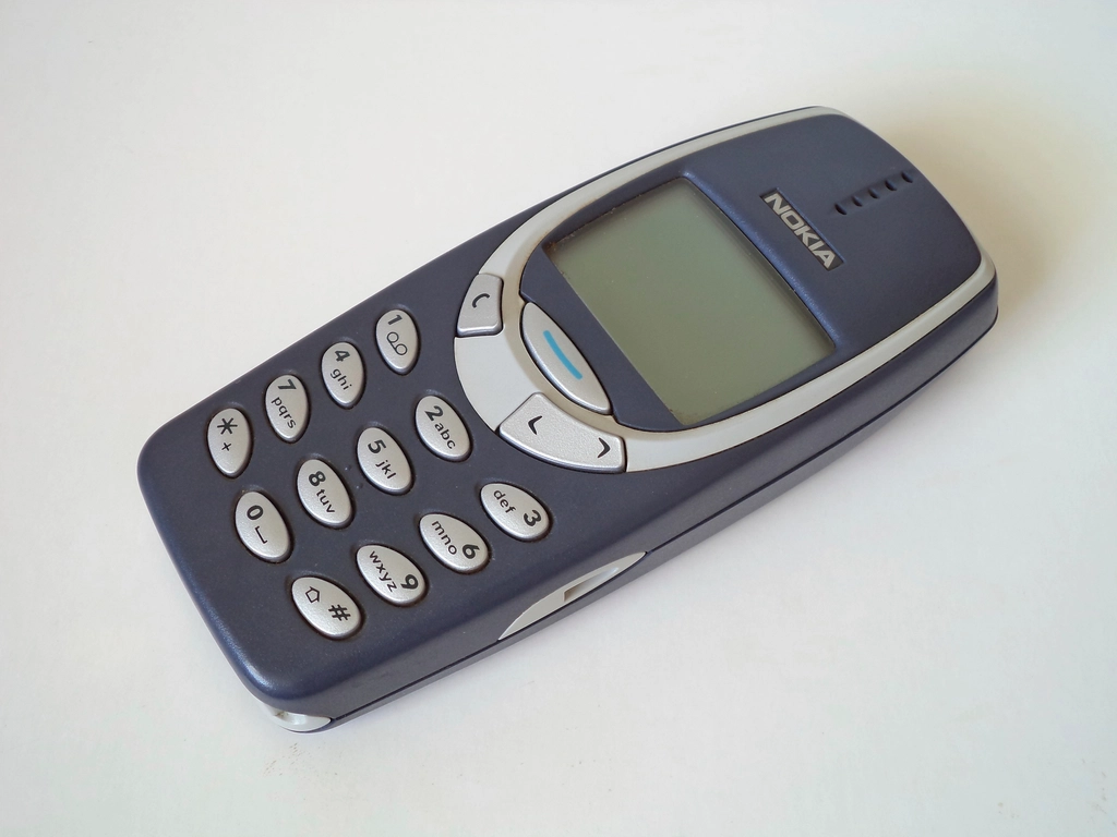 Radio or Communication Device (image credits: rawpixel)