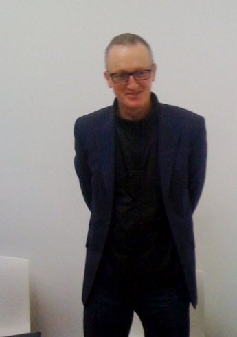 Michael Landy’s “Break Down” (2001): Everything Must Go (image credits: wikimedia)