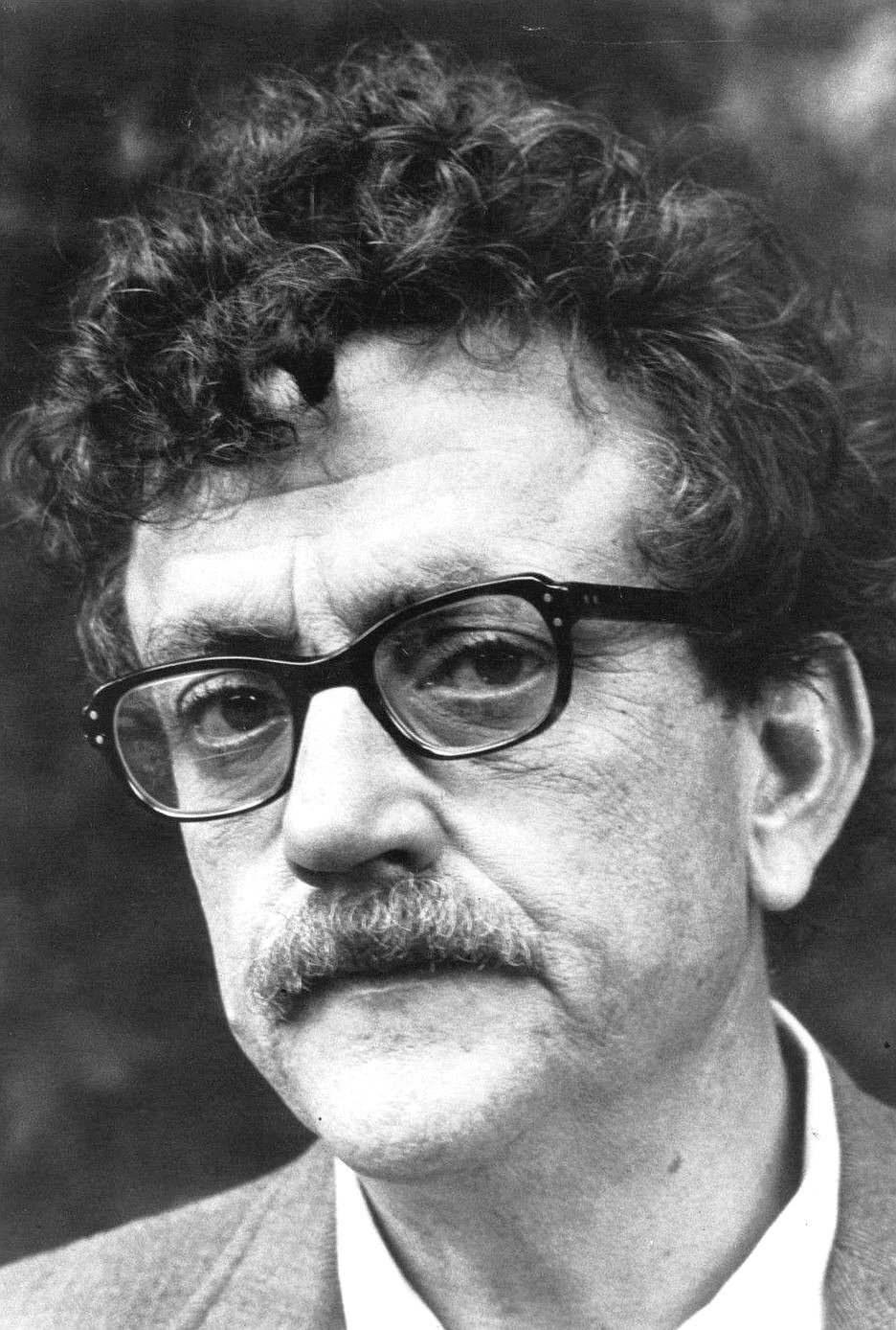 Slaughterhouse-Five by Kurt Vonnegut (image credits: wikimedia)