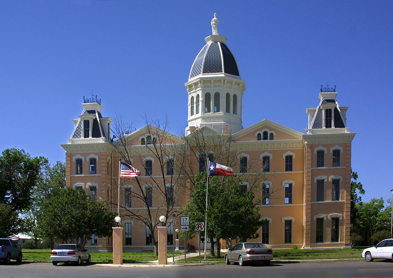 Marfa, Texas: Art Blooms in the Desert Dust (image credits: wikimedia)