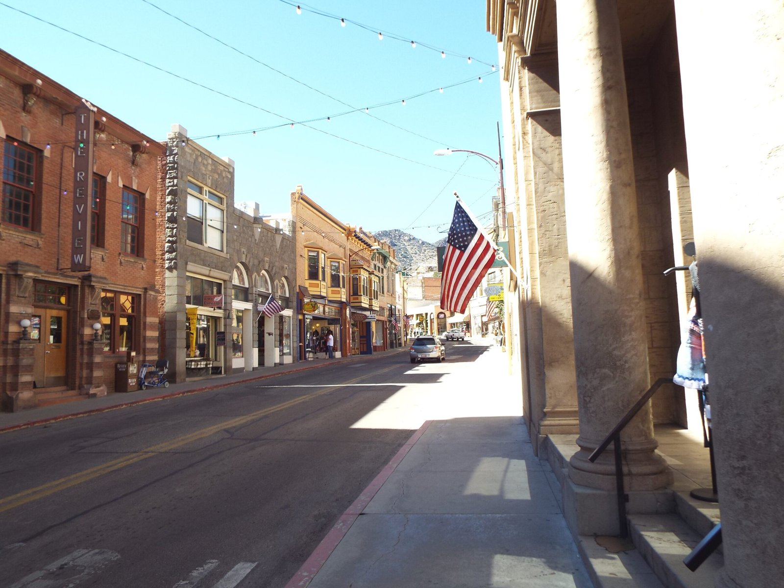 Bisbee, Arizona: Vintage Vibes and Steampunk Dreams (image credits: wikimedia)