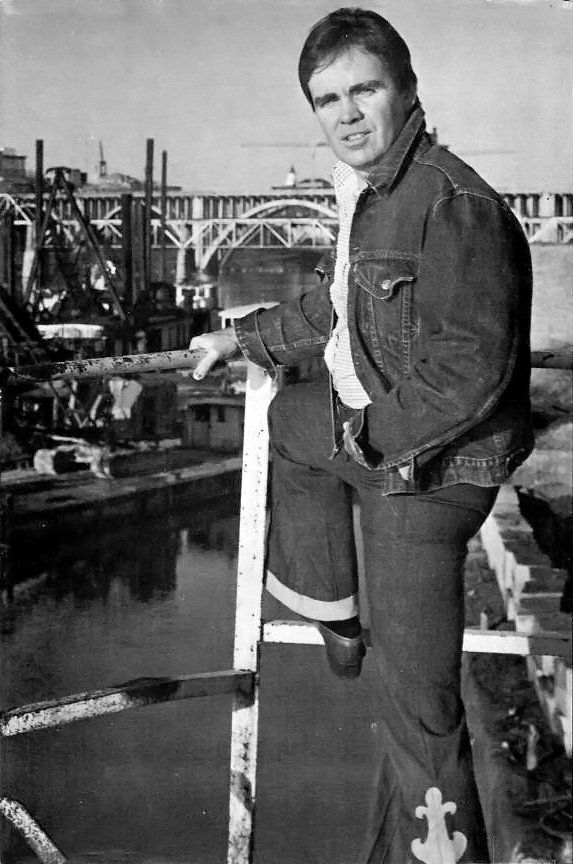 Correct Answer: Cormac McCarthy (image credits: wikimedia)