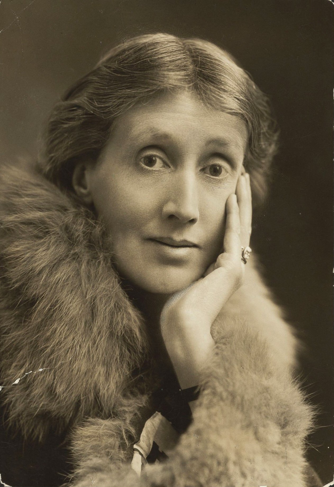 Mrs. Dalloway by Virginia Woolf (image credits: wikimedia)