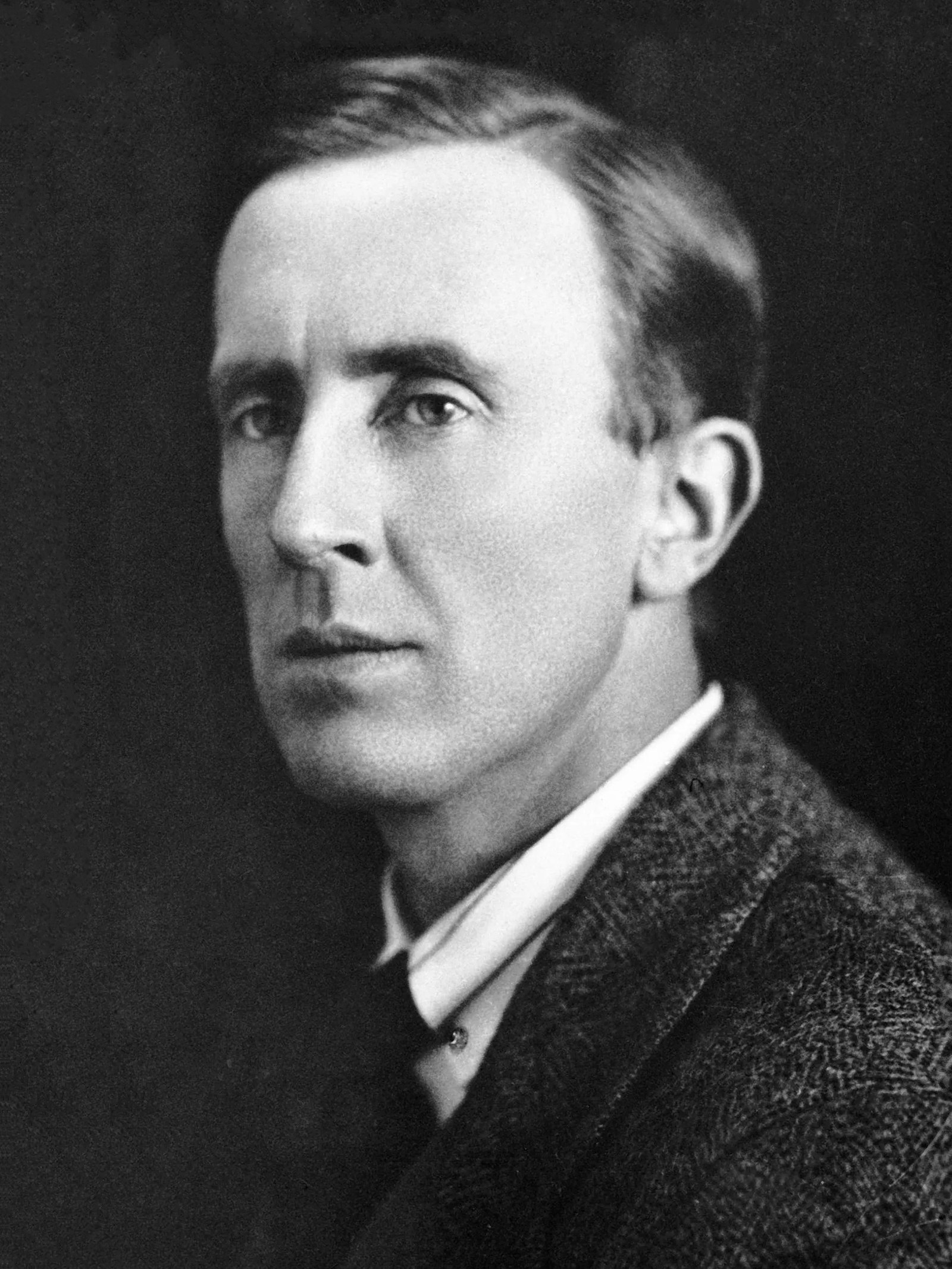 Elvish: J.R.R. Tolkien’s Masterpiece (image credits: wikimedia)
