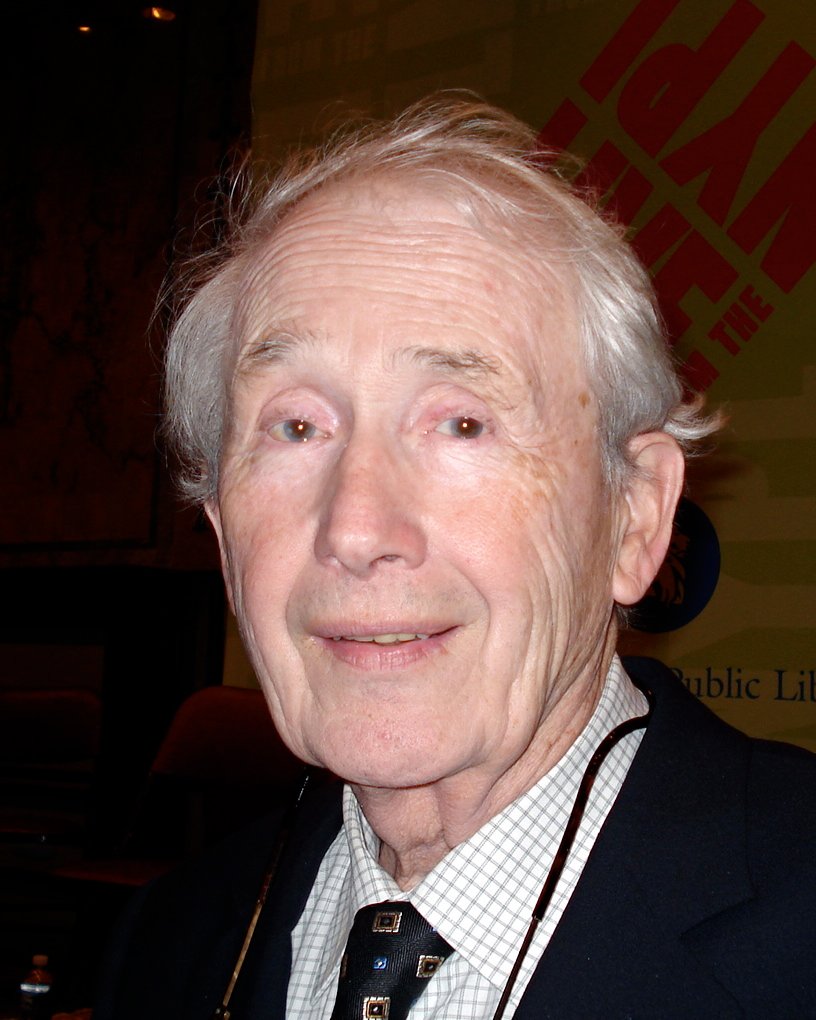 Frank McCourt: Turning Hardship Into Literary Gold (image credits: wikimedia)