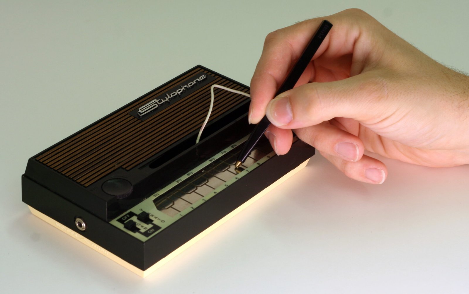 Stylophone (image credits: wikimedia)