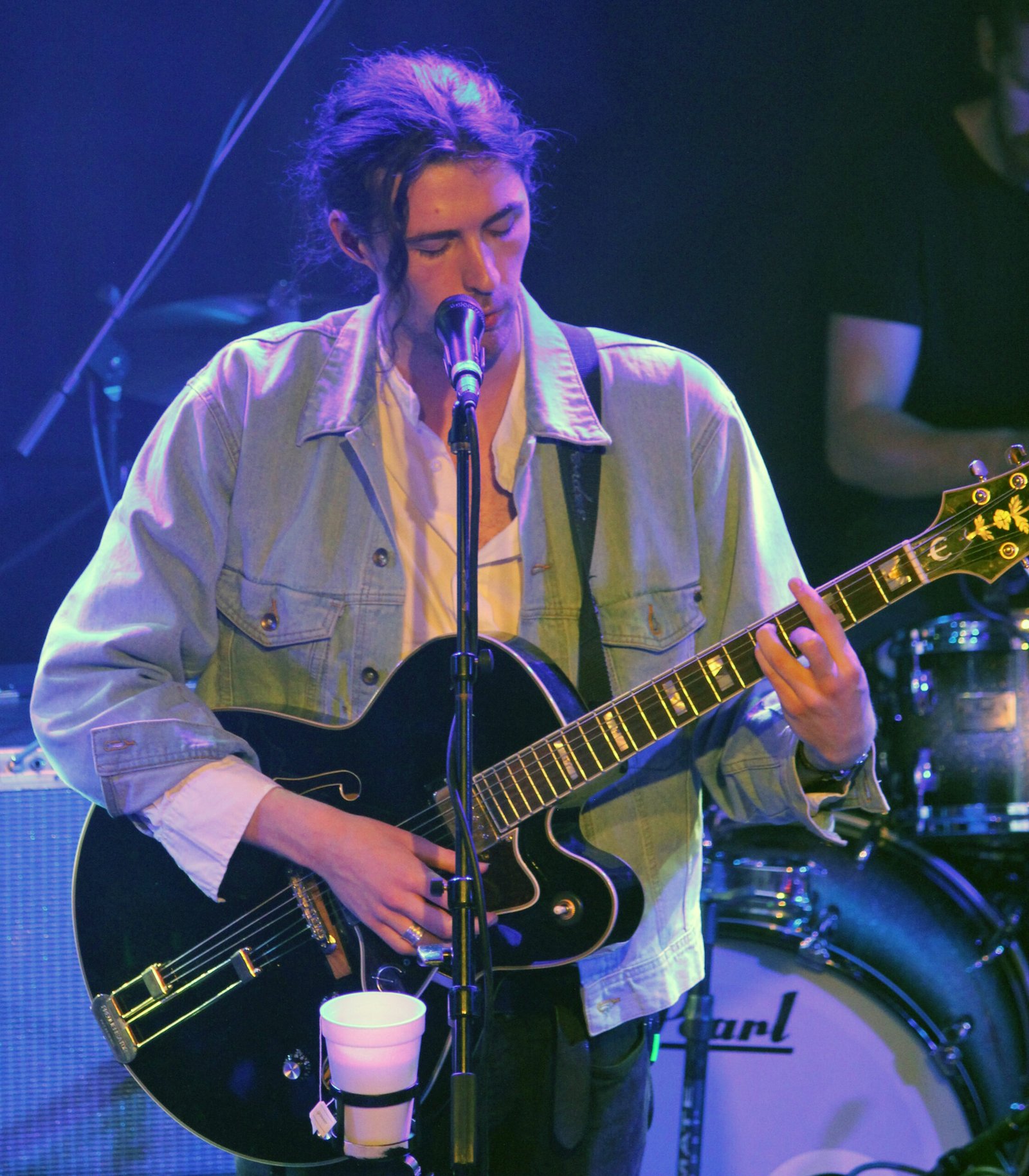 “Cherry Wine” – Hozier (Live) (image credits: wikimedia)