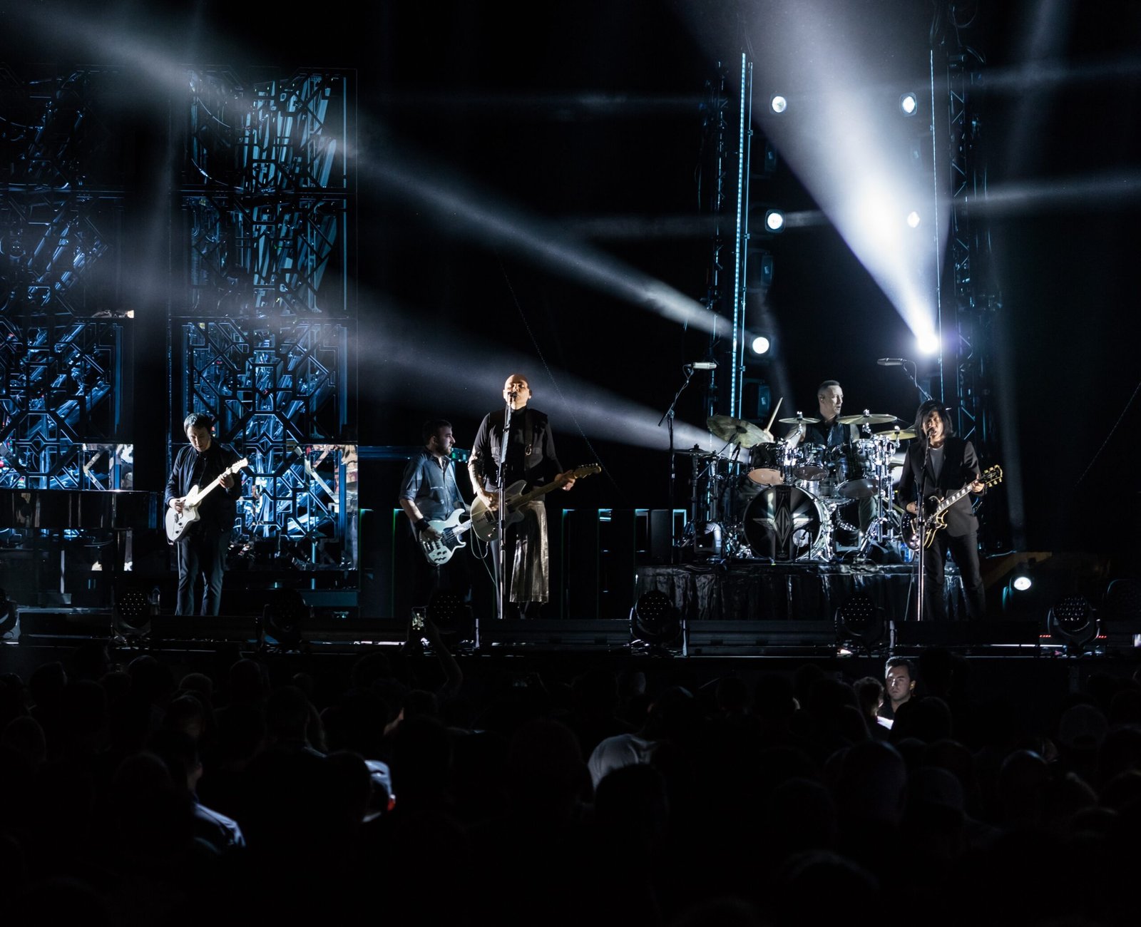 “Tonight, Tonight” – The Smashing Pumpkins (image credits: wikimedia)