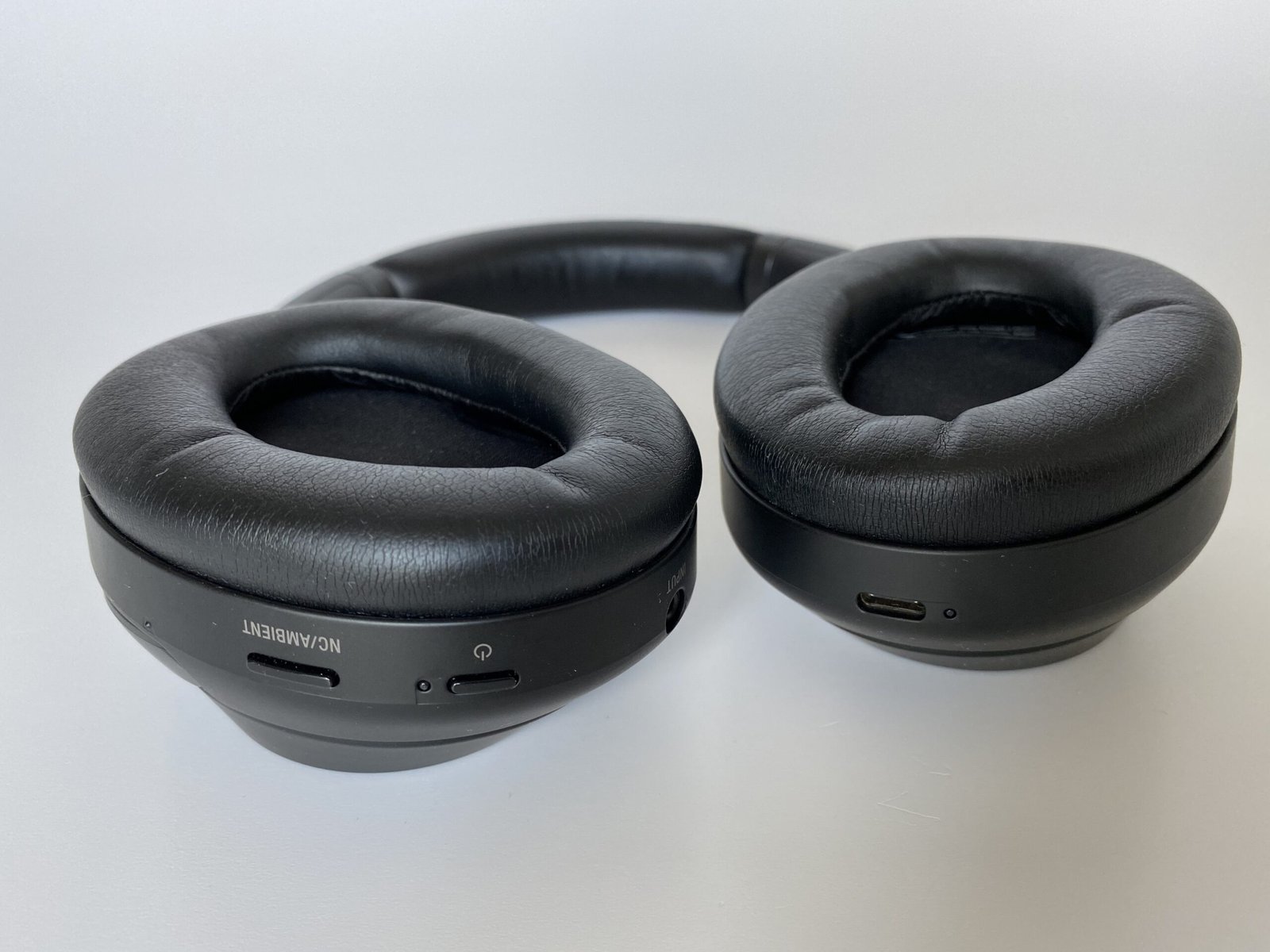 Bluetooth & Wireless Headsets – “Star Trek” (Uhura, 1966) (image credits: wikimedia)