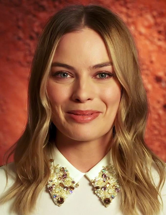 Margot Robbie’s Introduction – The Wolf of Wall Street (2013) (image credits: wikimedia)