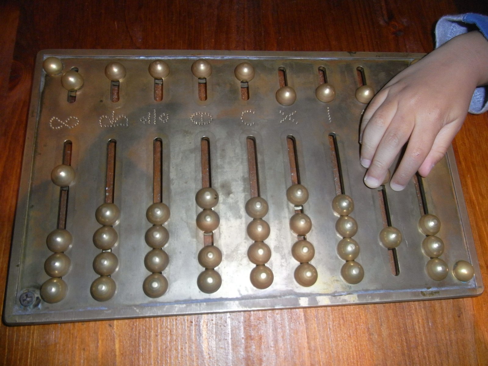 Abacus (China, ~500 BCE) (image credits: wikimedia)