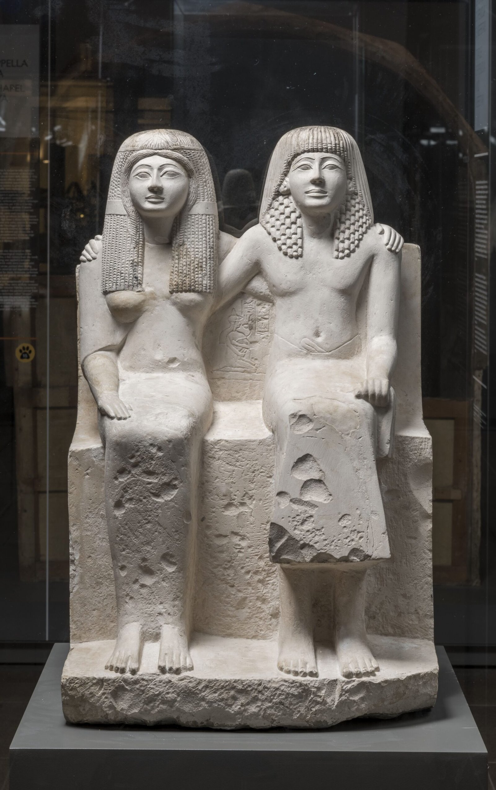 Nefertari (c. 1300 BCE, Egypt) (image credits: wikimedia)