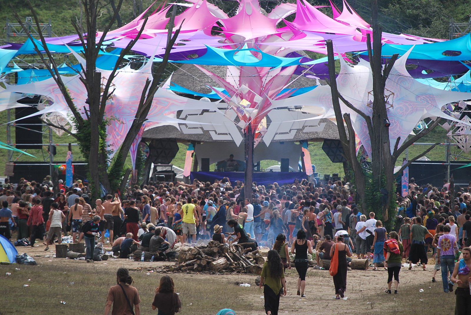 Ozora (Hungary) (image credits: wikimedia)