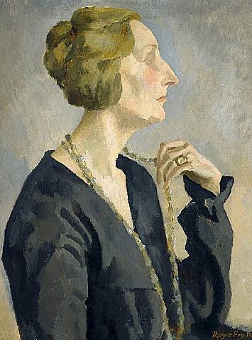Edith Sitwell – Wrote in a Coffin-Like Box (image credits: wikimedia)