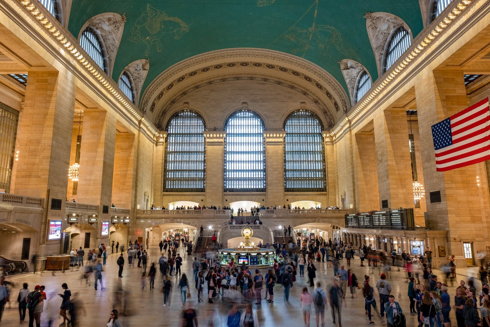 Grand Central Terminal: A Ceiling of Constellation Secrets (image credits: wikimedia)