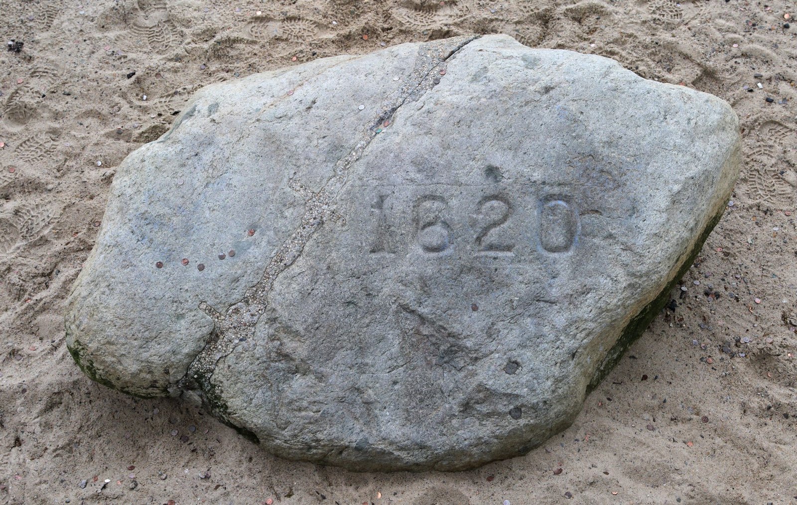 Plymouth Rock: The Myth That Became a Symbol (image credits: wikimedia)