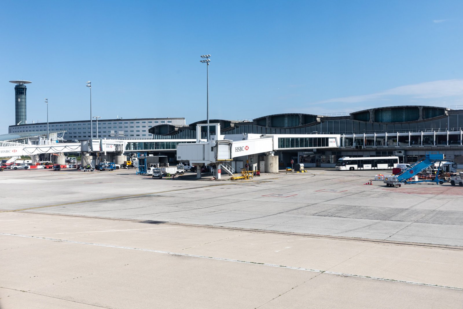 10. Paris Charles de Gaulle Airport (CDG) — Paris, France (image credits: wikimedia)