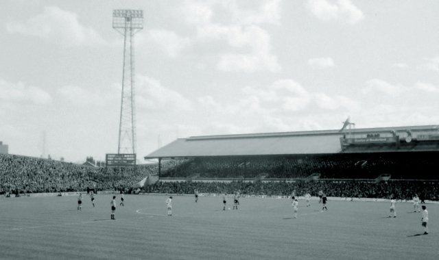 Roker Park (Sunderland, UK) (image credits: wikimedia)