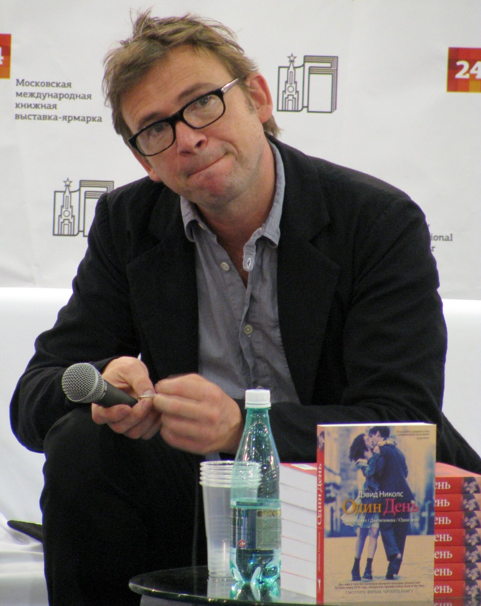 One Day by David Nicholls (Bonus Mention) (image credits: wikimedia)