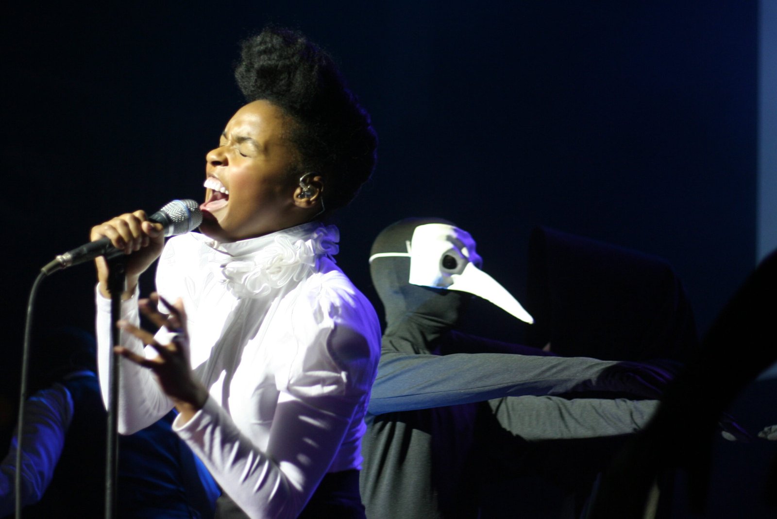 Janelle Monáe – The ArchAndroid (2010) (image credits: wikimedia)