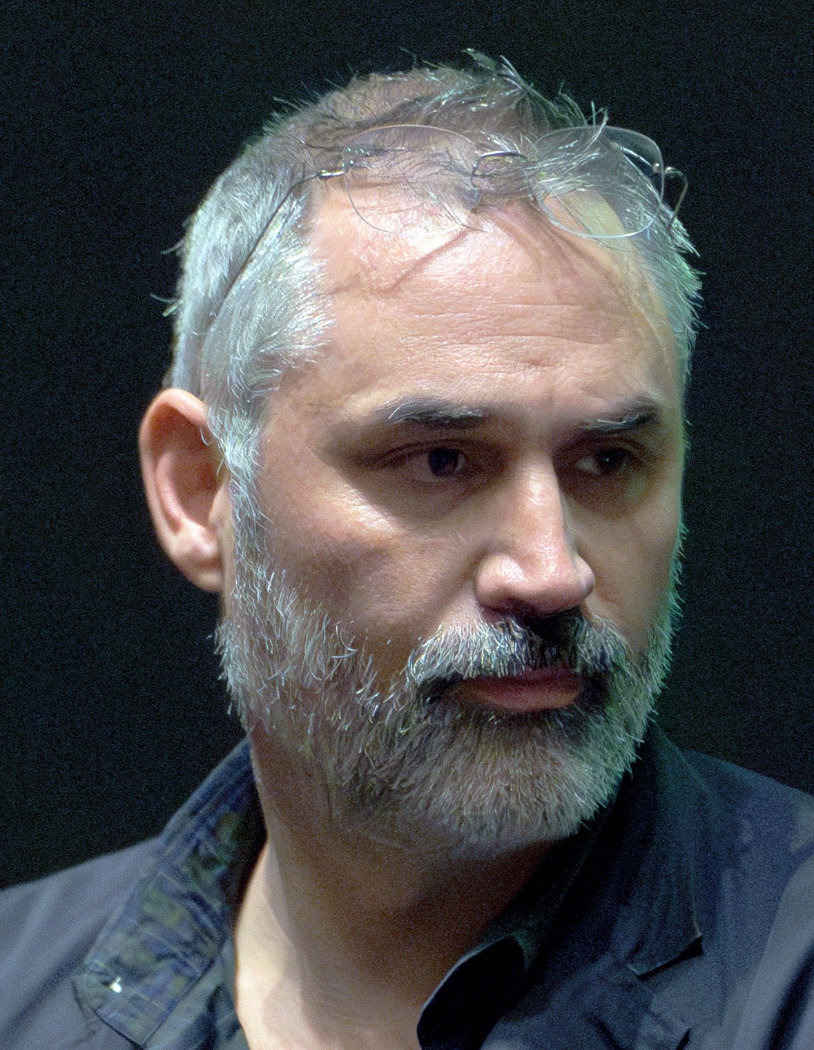 The Beach – Alex Garland (image credits: wikimedia)