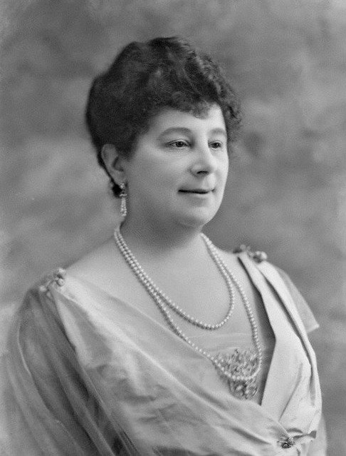Baroness Orczy (1865–1947) – Masked Hero Archetype (image credits: wikimedia)