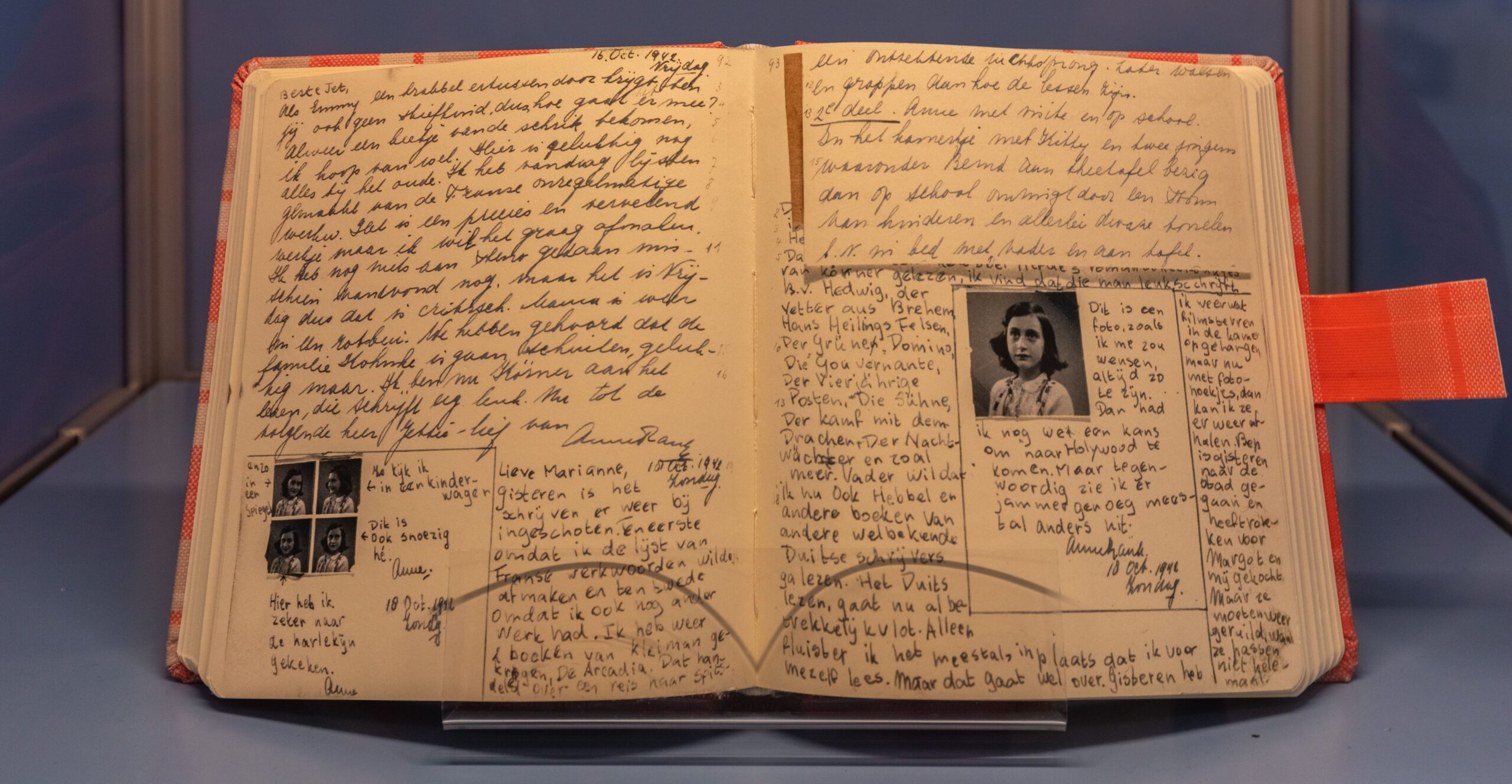 The Diary of a Young Girl by Anne Frank (image credits: wikimedia)