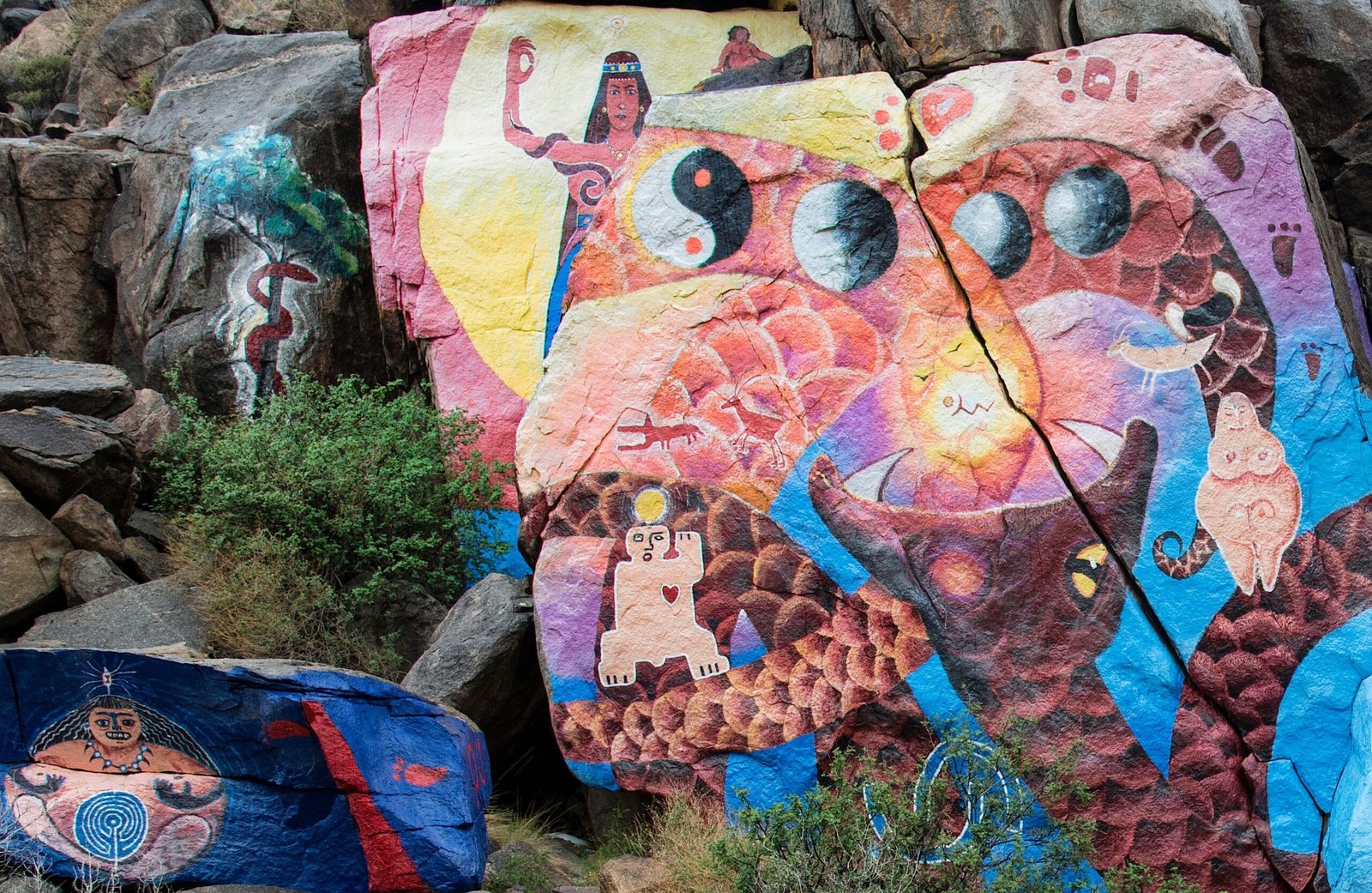 Gravity Falls (image credits: wikimedia)