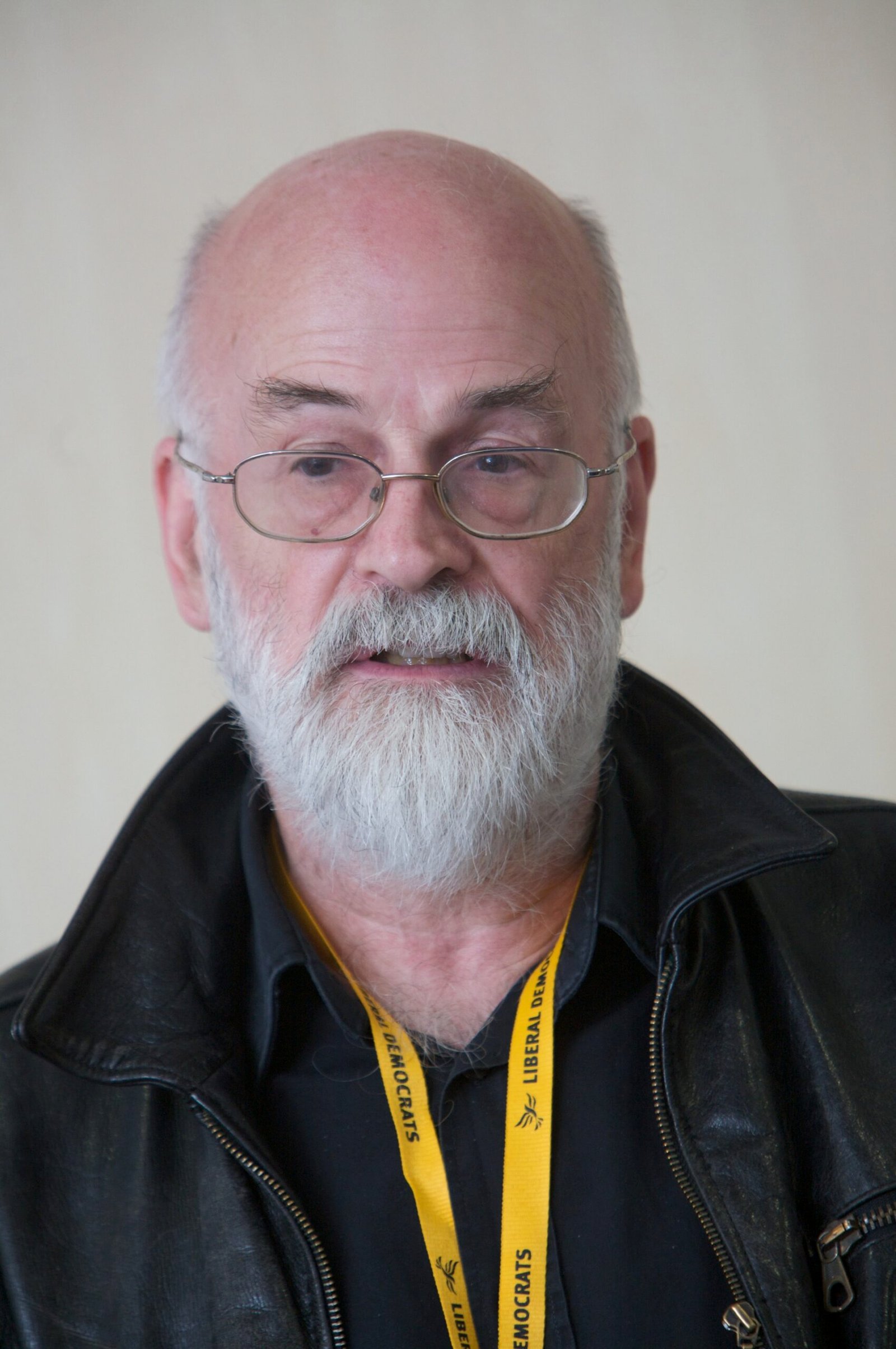 Terry Pratchett – Maskerade (image credits: wikimedia)