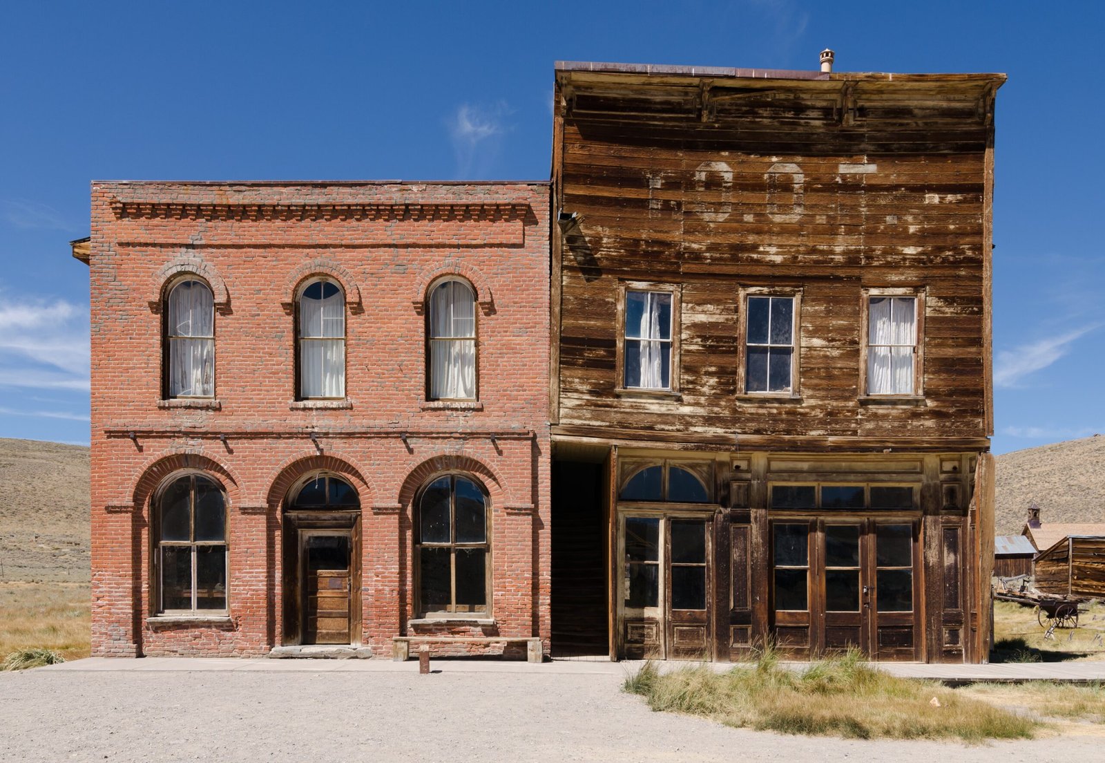Bodie: Gold Rush Dreams Turned to Dust (image credits: wikimedia)