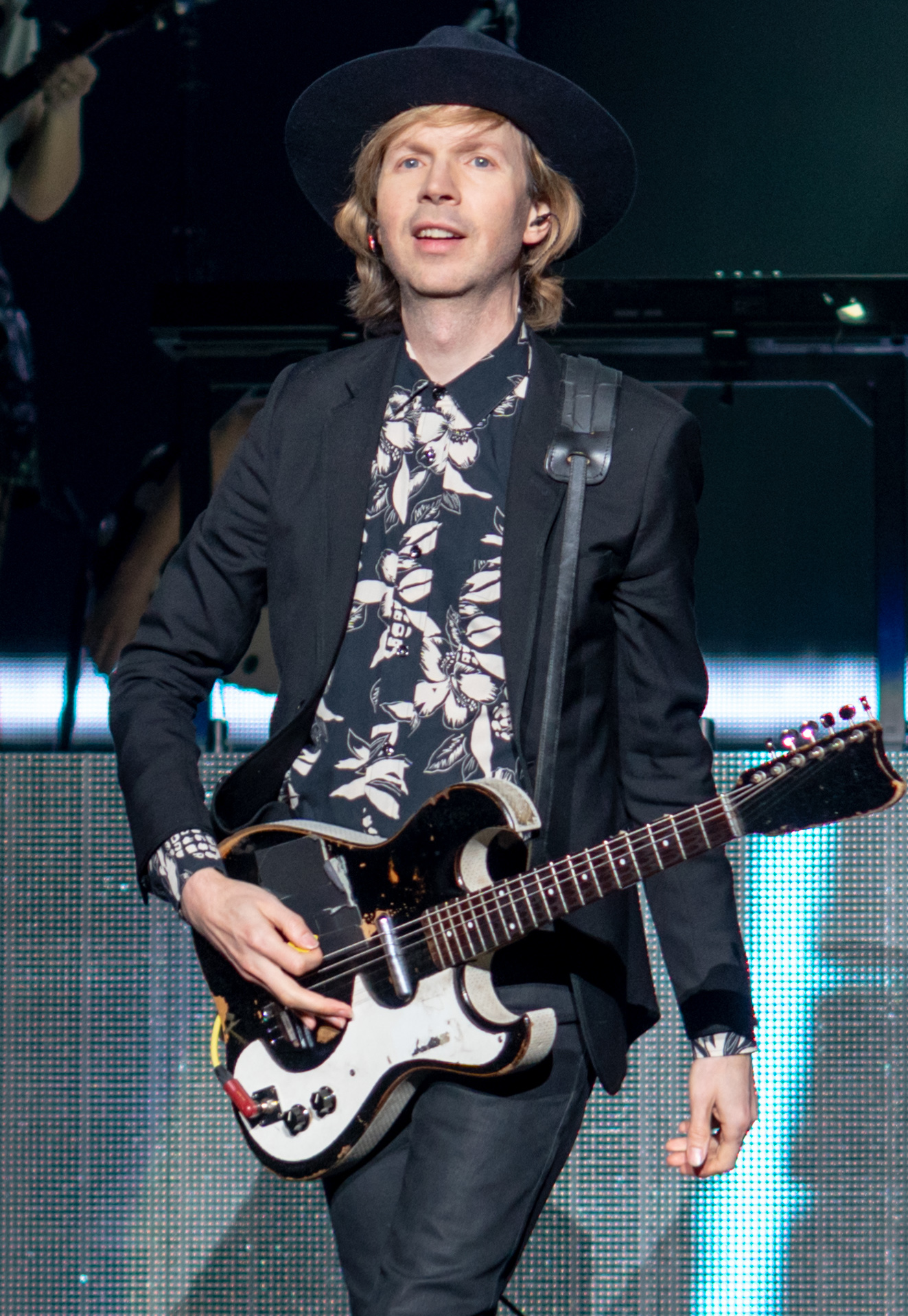 Beck – “Leopard-Skin Pillbox Hat” (Bob Dylan) (image credits: wikimedia)