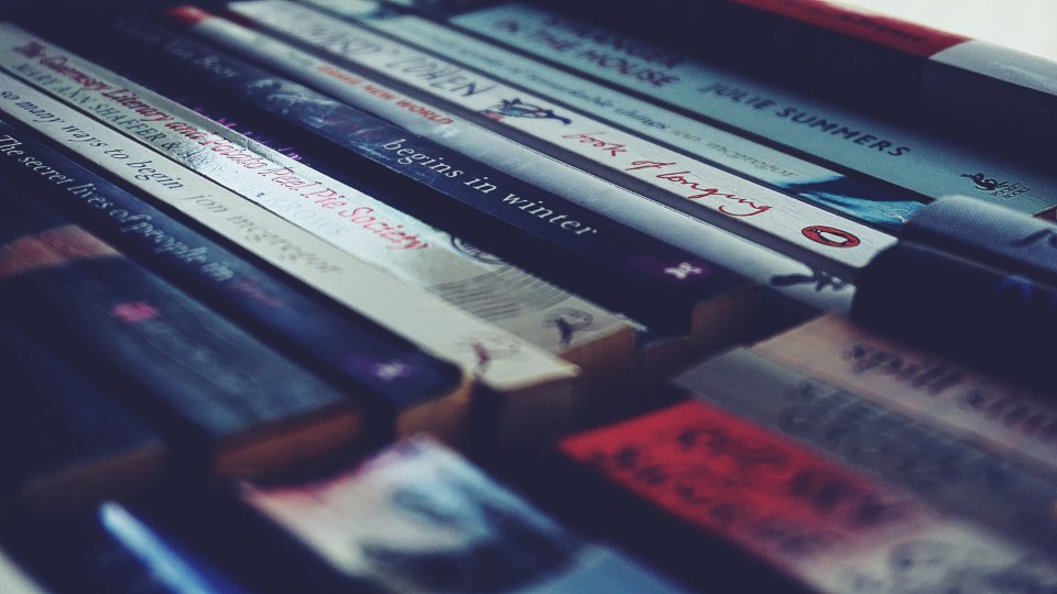 Better Reading Experience for Genre Fiction (image credits: stocksnap)